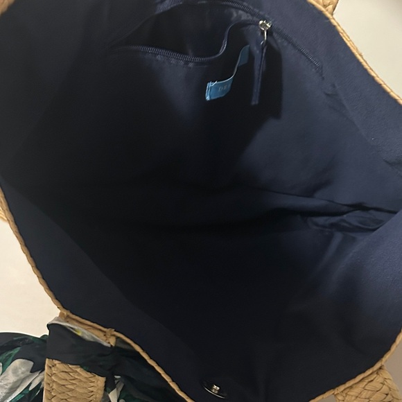 Draper James Tan Tote with Navy Floral Bow - Picture 4 of 5